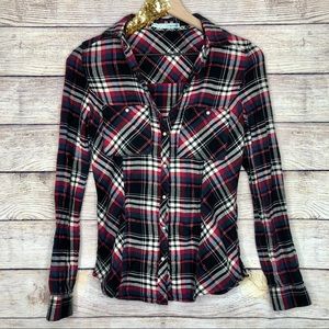 Maurice’s | Lightweight Red Plaid Flannel
